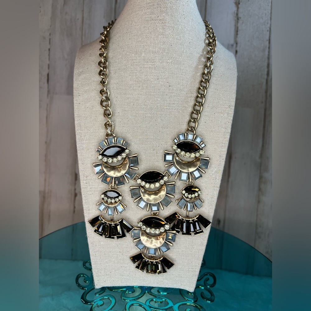Banana Republic Statement Necklace - Picture 7 of 10